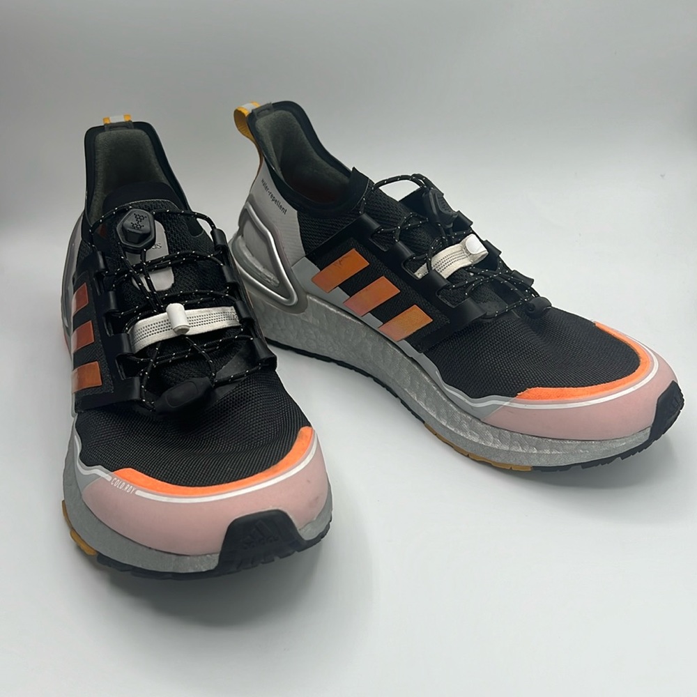 Adidas men’s cold.rdy water repellant sneakers sz 8 (men) sz 9 (women)